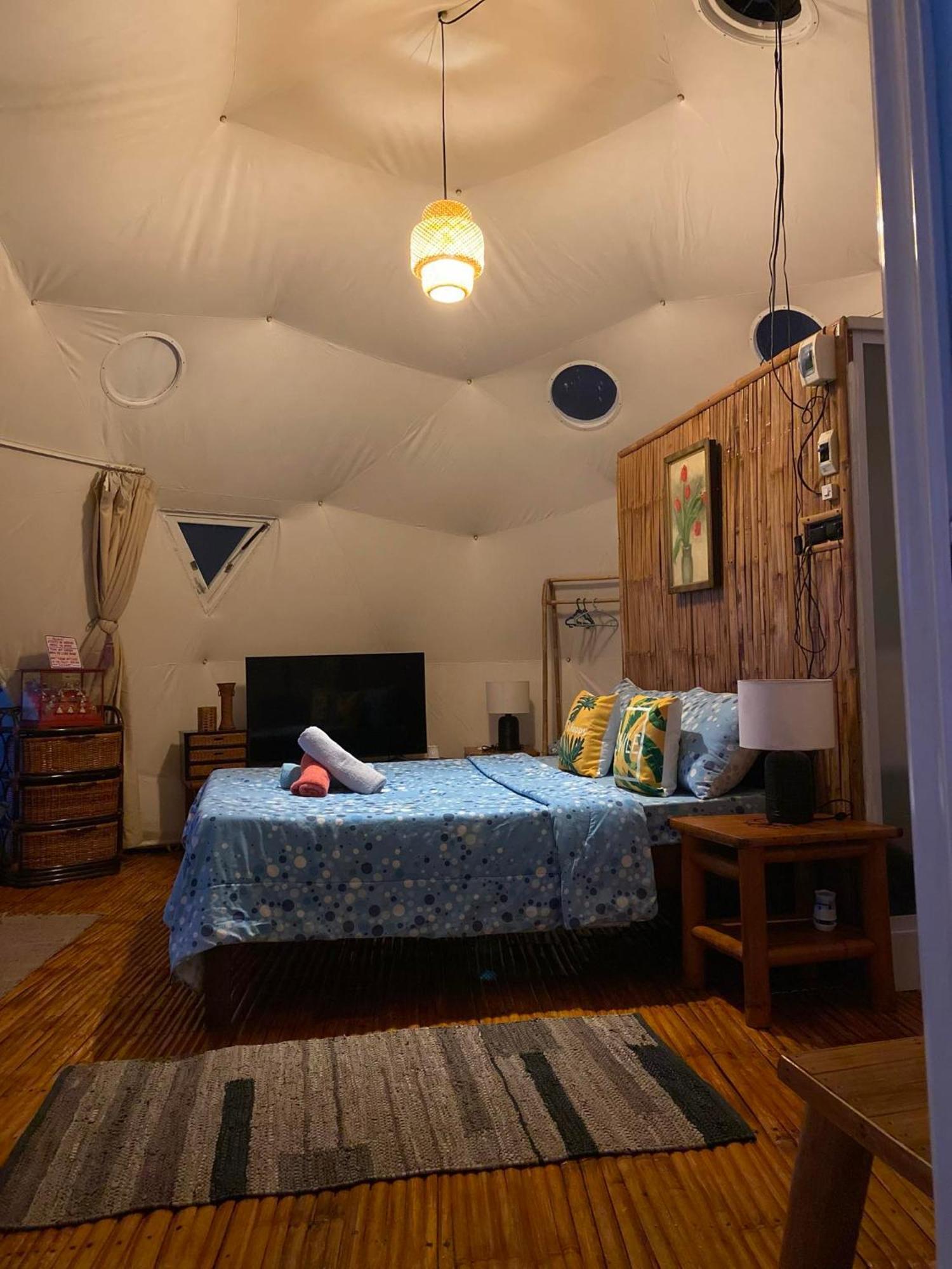 Glamping Dome Dauin Beach Resort Exterior photo